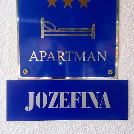 Jozefina * Omisalj
