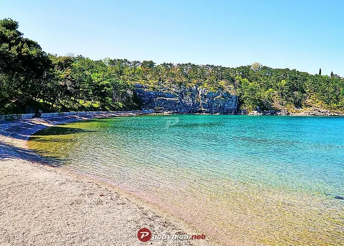 Jozefina 아파트 오미살즈